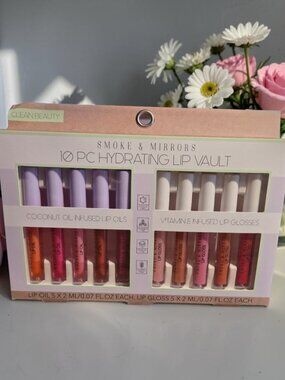 Smoke & Mirrors 10-piece hydrating lip vault